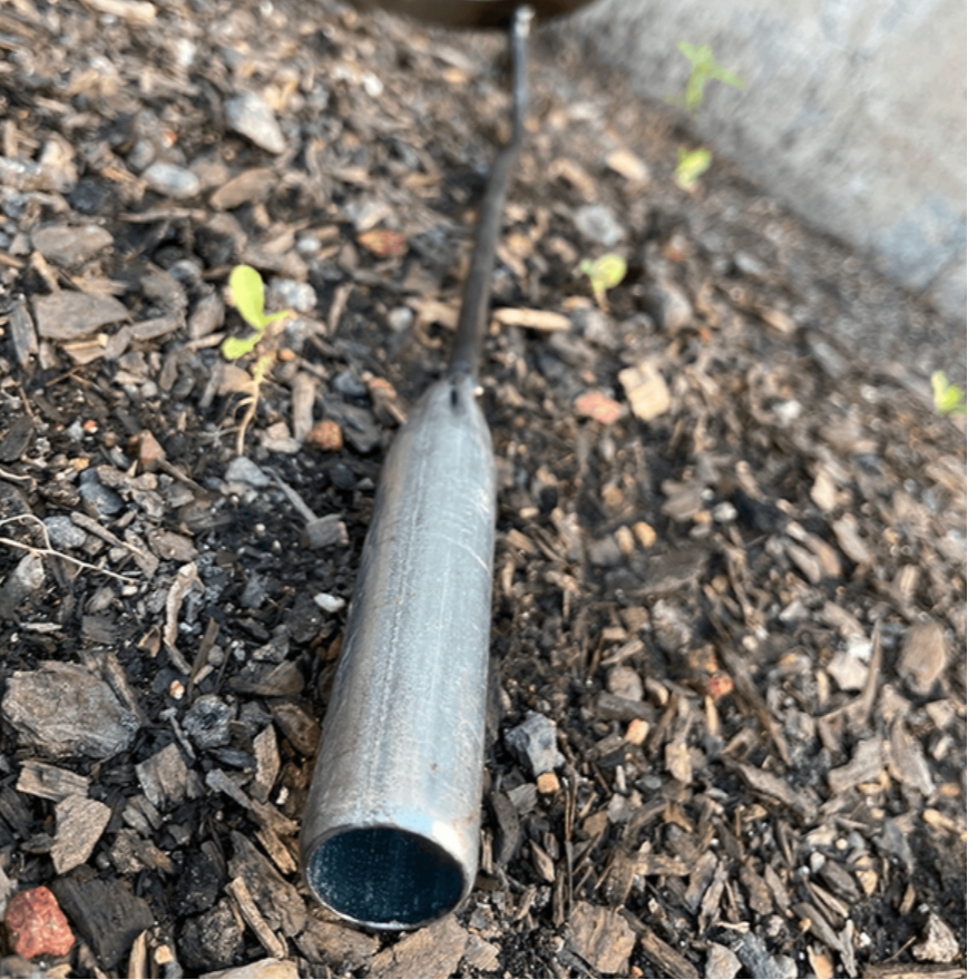 WeedBlade | Robusztus acél gyomkiszúró villa az egyszerű gyomirtáshoz