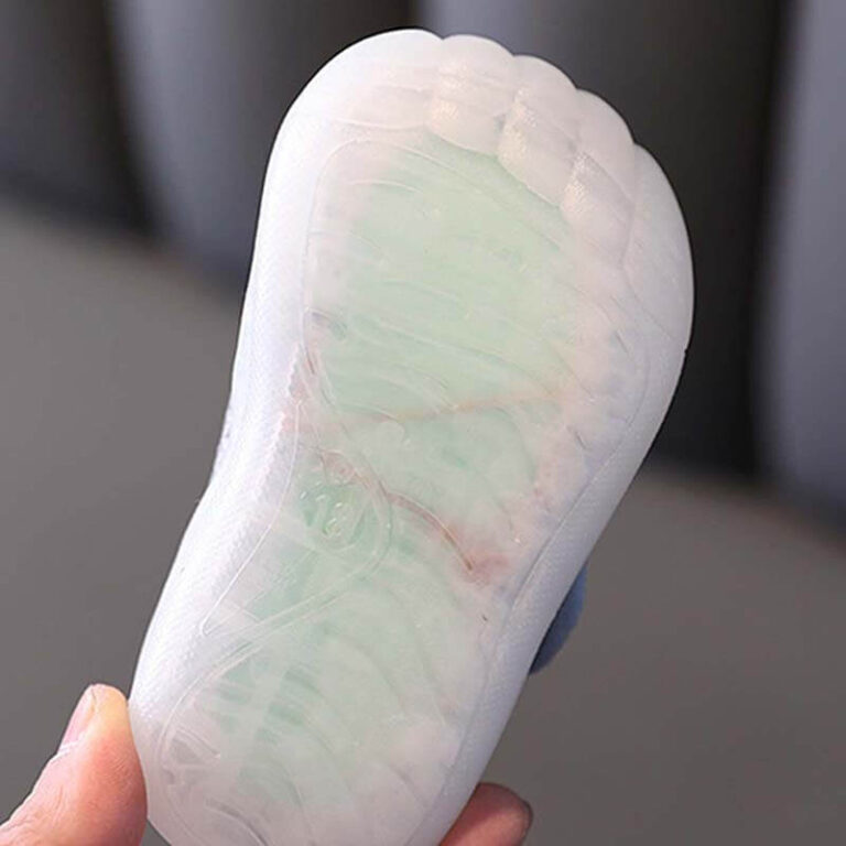 LittleSteps | Stilvolle & Elegante Anti-Rutsch-Schuhe für Kleinkinder7