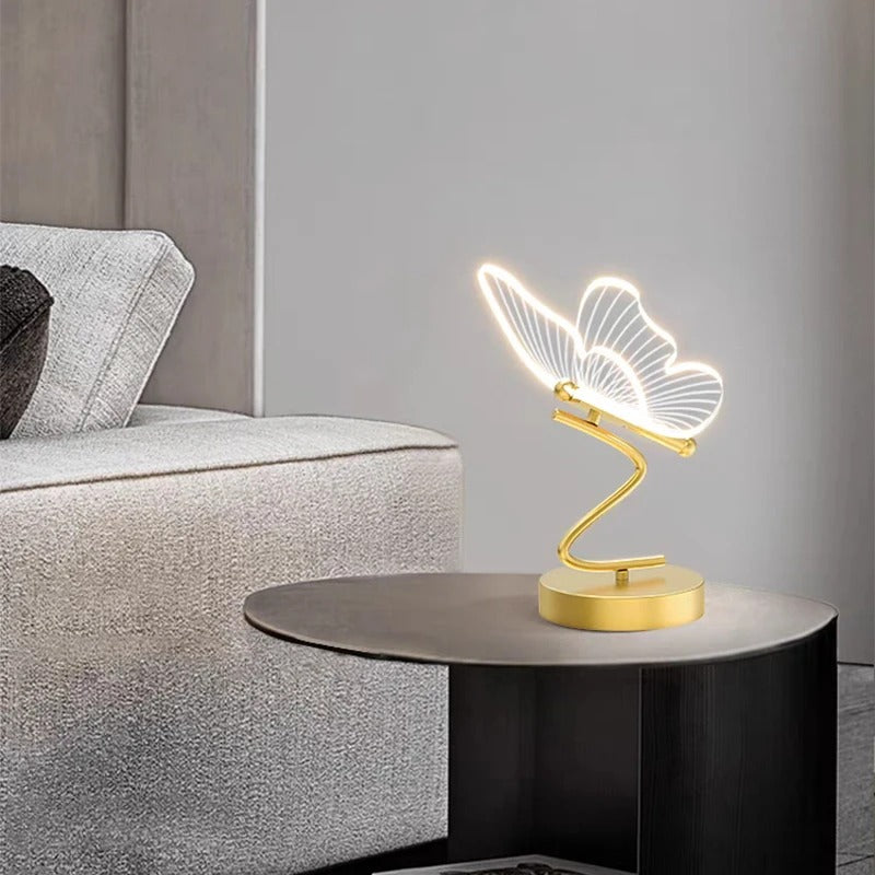 LumiButterfly | Moderne & Luxuriöse Schmetterling Tischlampe1