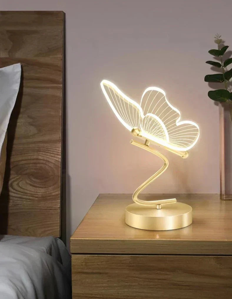 LumiButterfly | Moderne & Luxuriöse Schmetterling Tischlampe4