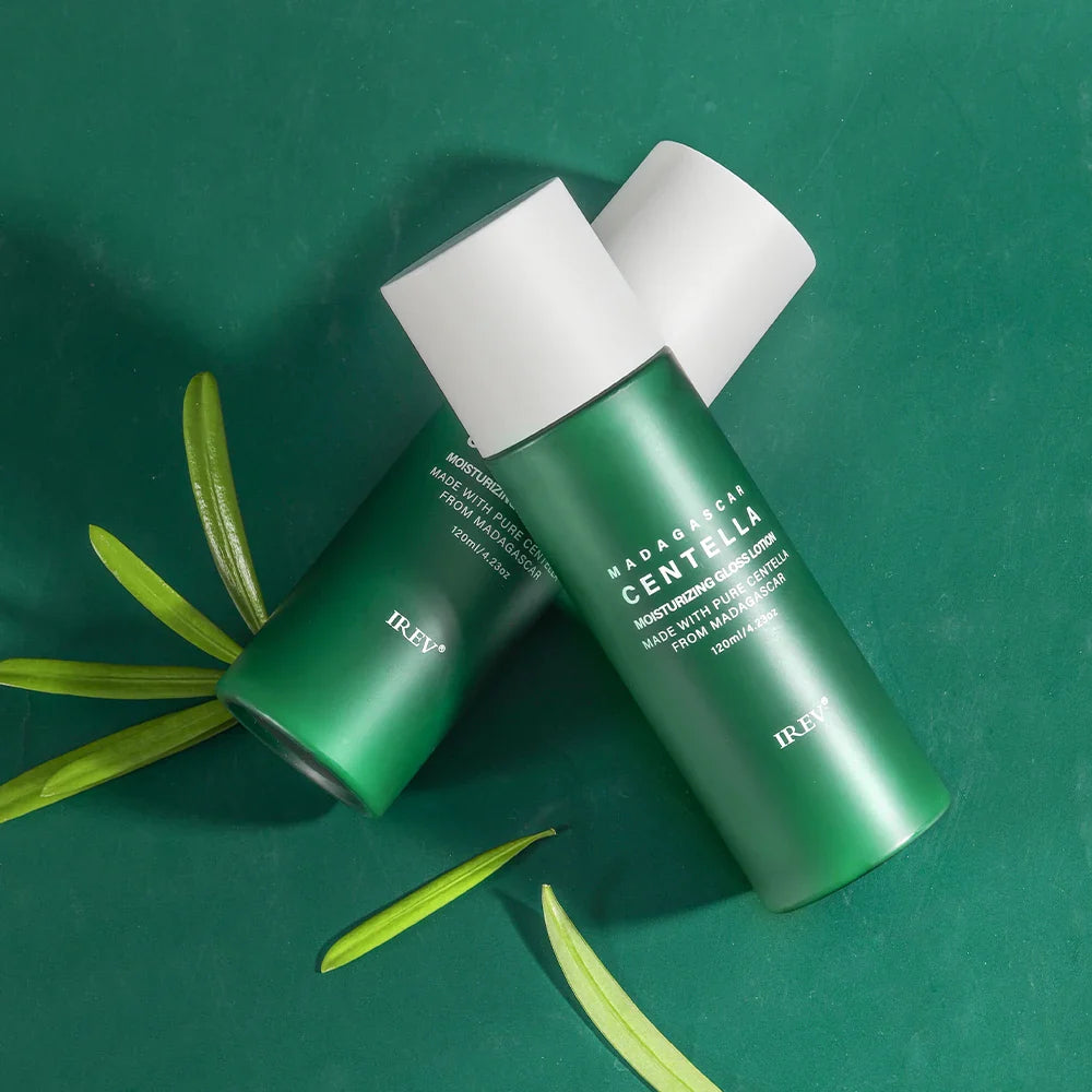 DermaCentric | Let Ansigtsfugt med Centella & Oliekontrol