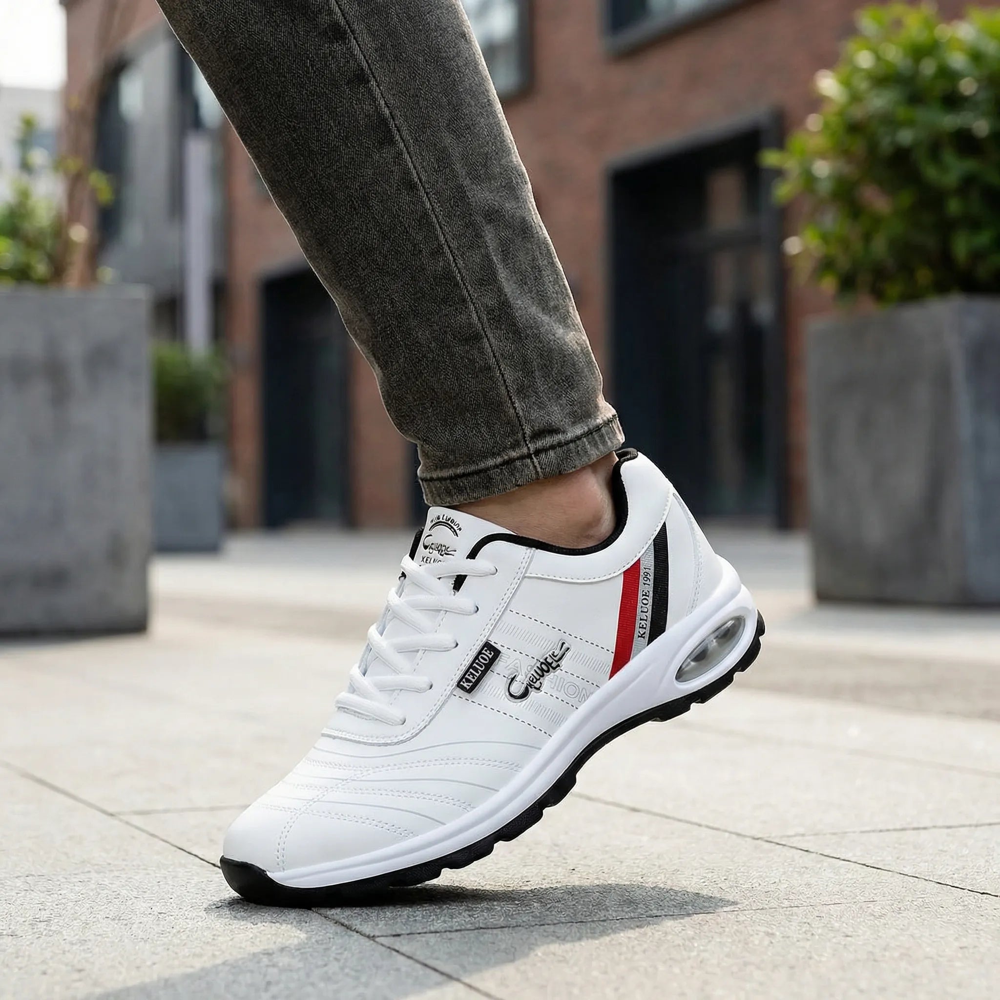 Averon - Herresneaker Med Klassisk Snit Nuvenci.dk