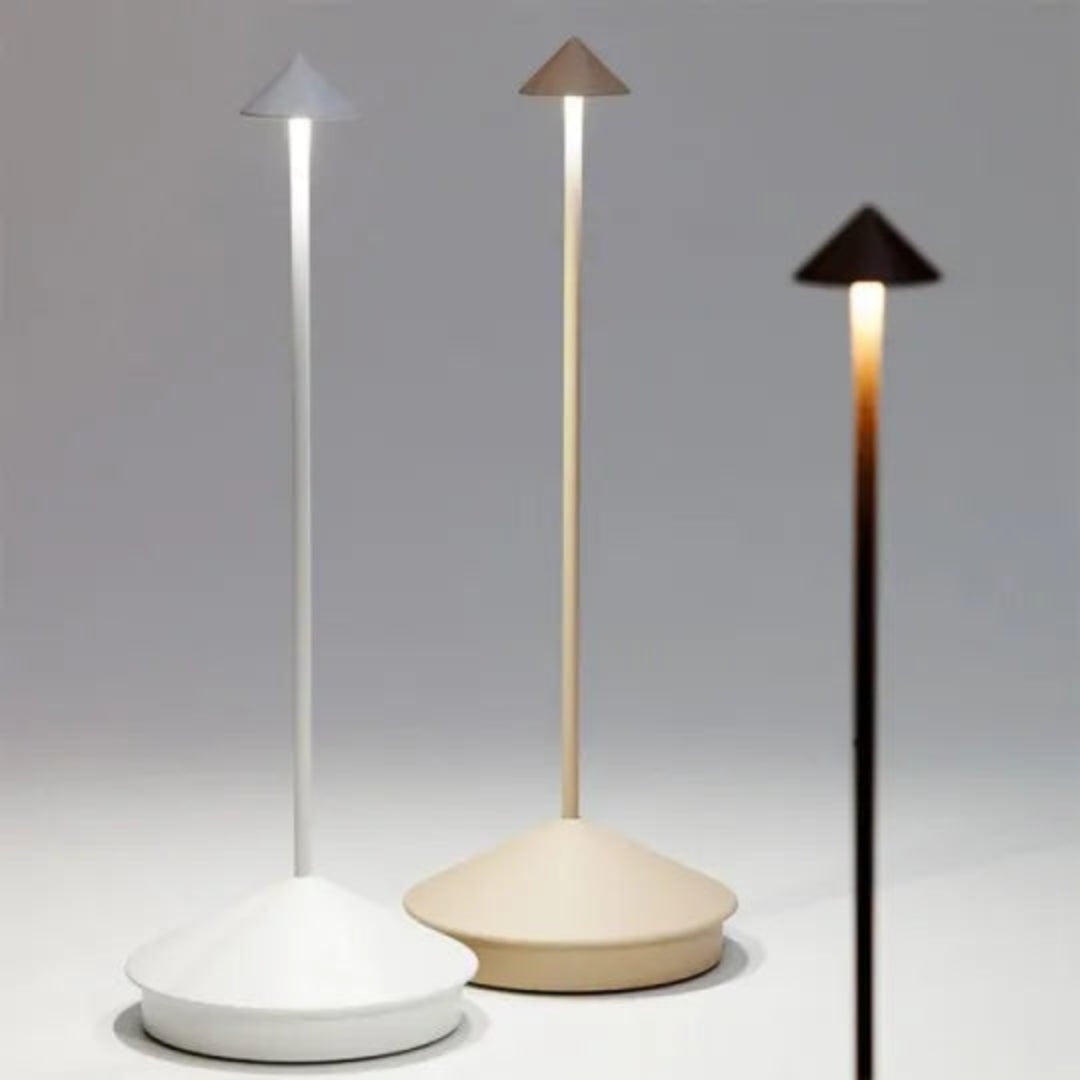 ClarityGlow - Draadløs Bordlampe Uden Ledning med Dæmpbart Lys og Vandtæt Design-5