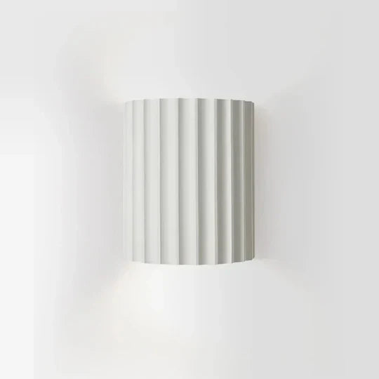 BrightForm | Væglampe – Elegant Design til Hyggelig Atmosfære Hvid Nuvenci.dk