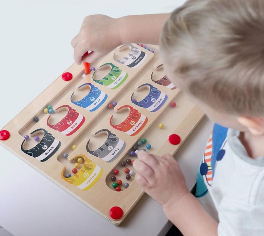 ColorMaze | Magnetisk Læringslabyrint Nuvenci.dk