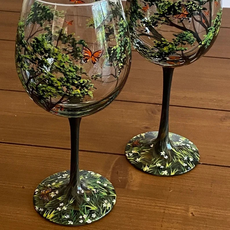 LeafGrace | Vinglas – Sæsoninspireret design der løfter borddækning Forår Glas med stilk Nuvenci.dk