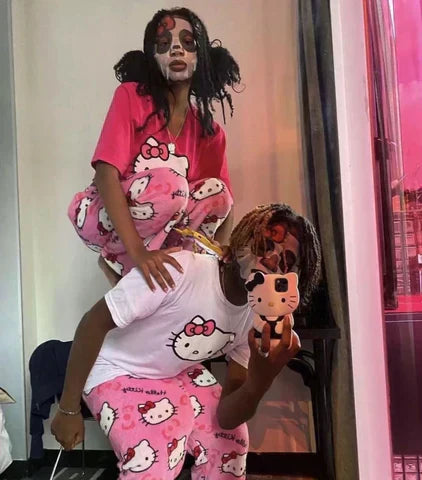 Luna | Bløde Hello Kitty Pyjamashorts med Top | Damer Nuvenci.dk