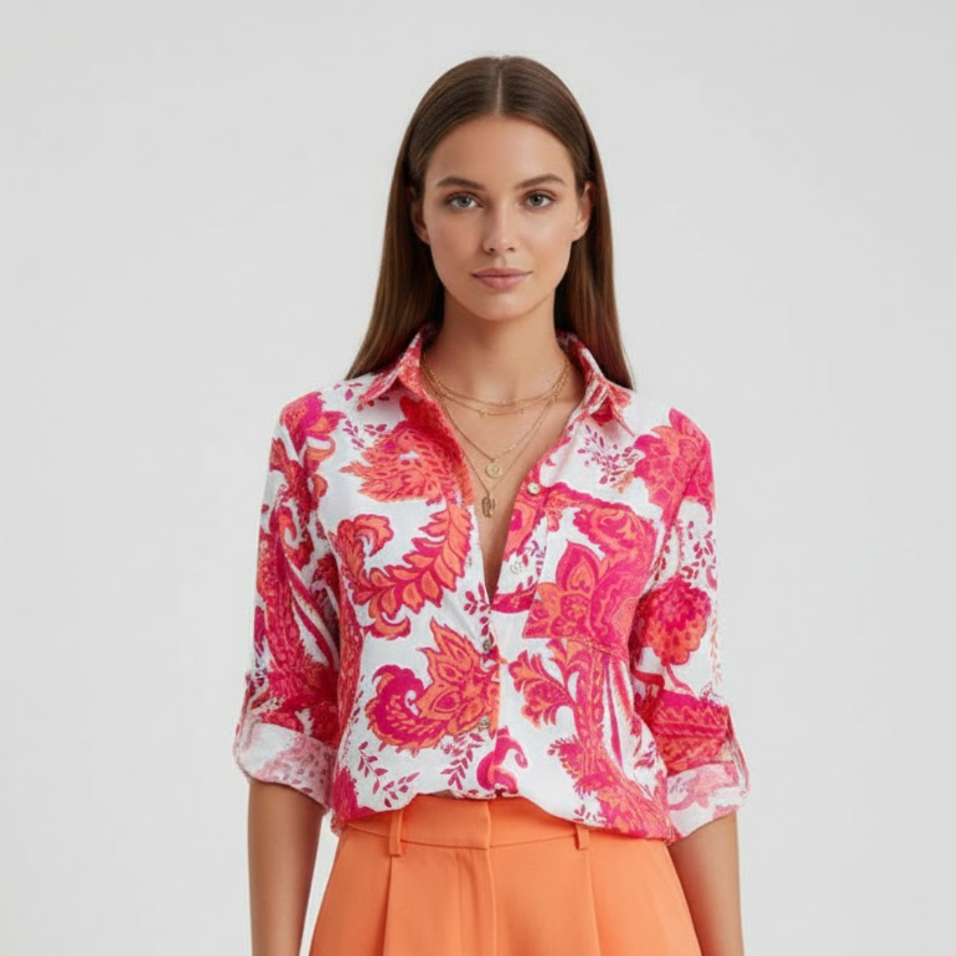 Marie | Damebluse – Tidløs Elegance og Komfort Røde cashewblomster Nuvenci.dk