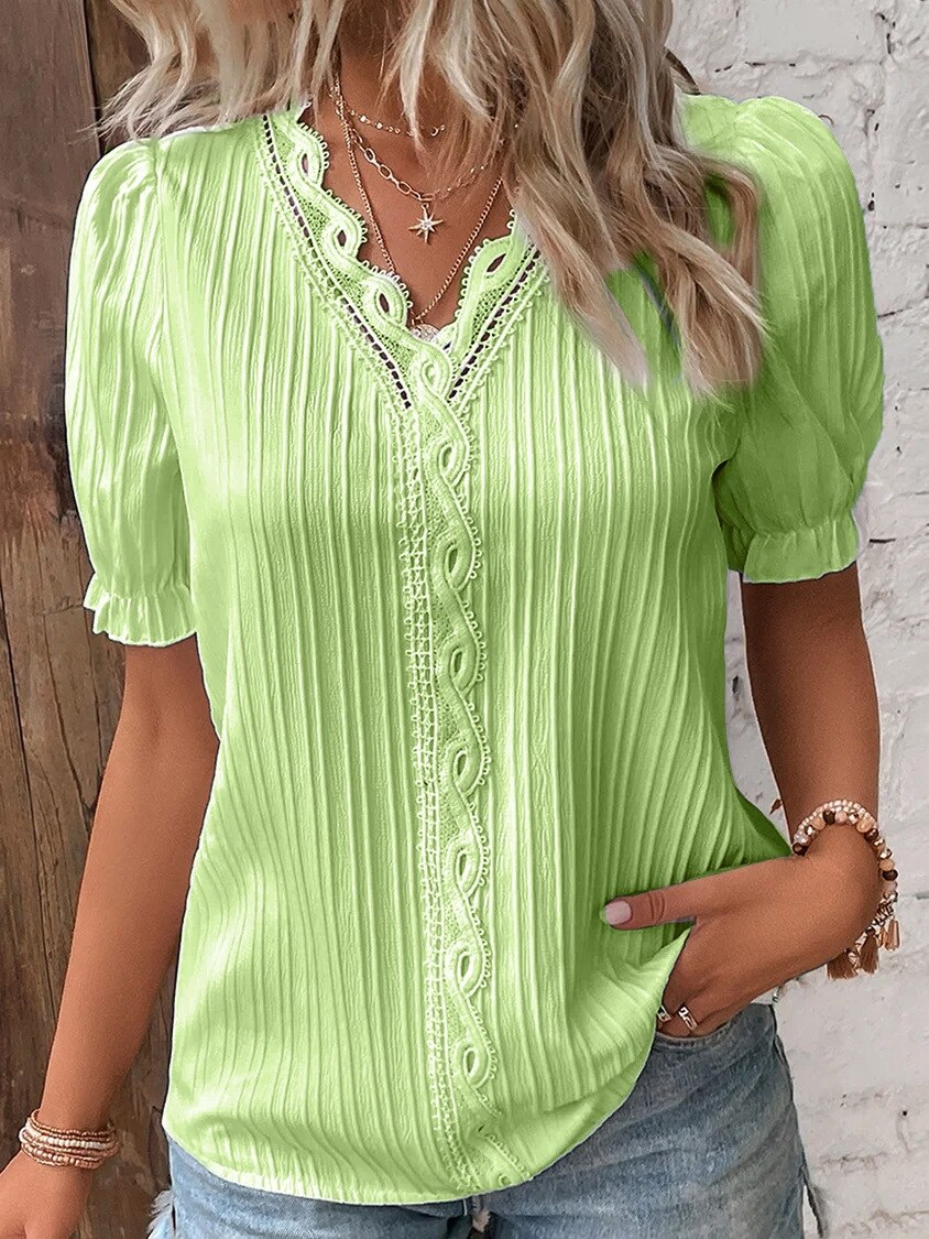 Nordica | Blonder Bluse – Elegant & Feminint Design Grøn Nuvenci.dk