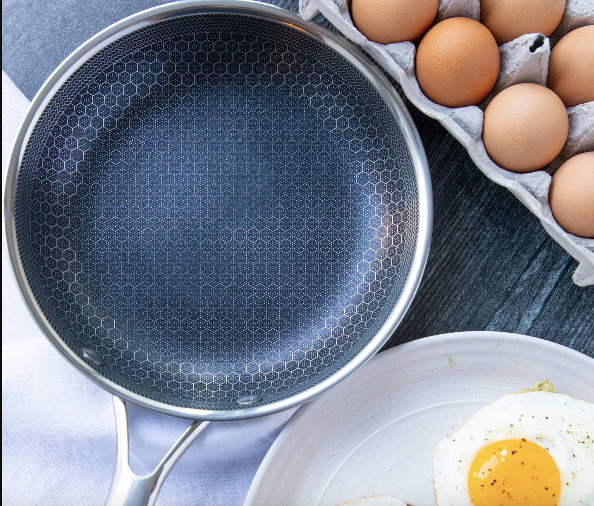ChefPixel | Rustfrit stål pande med ridsefast non-stick teknologi