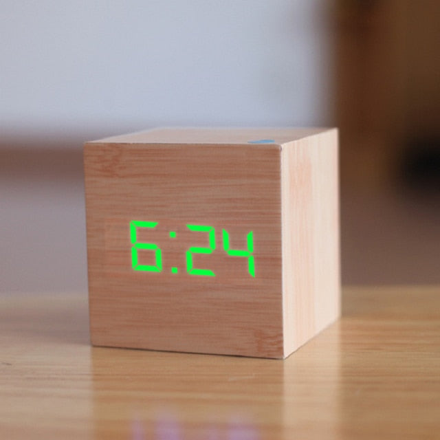 TimeCube | Digital firkantet LED-vækkeur