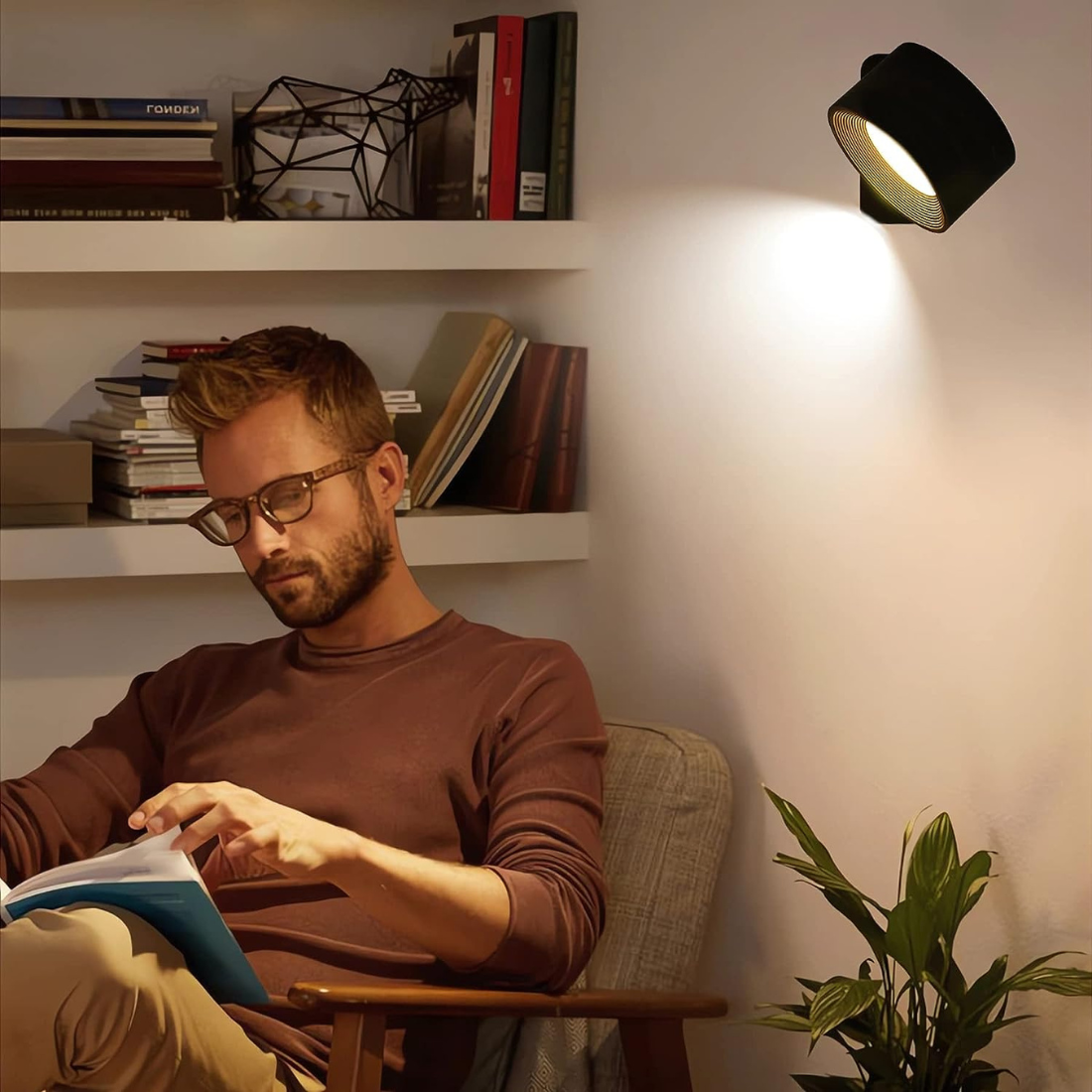 RadiantGlow | Trådløs Væglampe – Fleksibel Hyggebelysning Nuvenci.dk