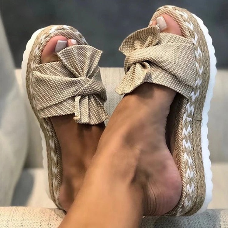 Scarlet | Stilfulde trendy sommersandaler med sløjfe Beige Nuvenci.dk