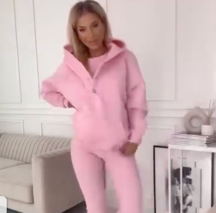 Talia | Komfortsæt til Kvinder – Blødt Design med Stil Rosa Nuvenci.dk