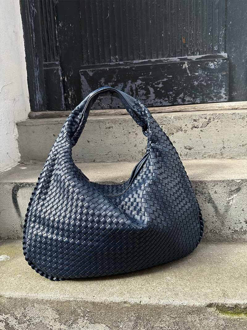Teresa | Skuldertaske – Elegant Design til Hverdagsbrug Mørkeblå Nuvenci.dk