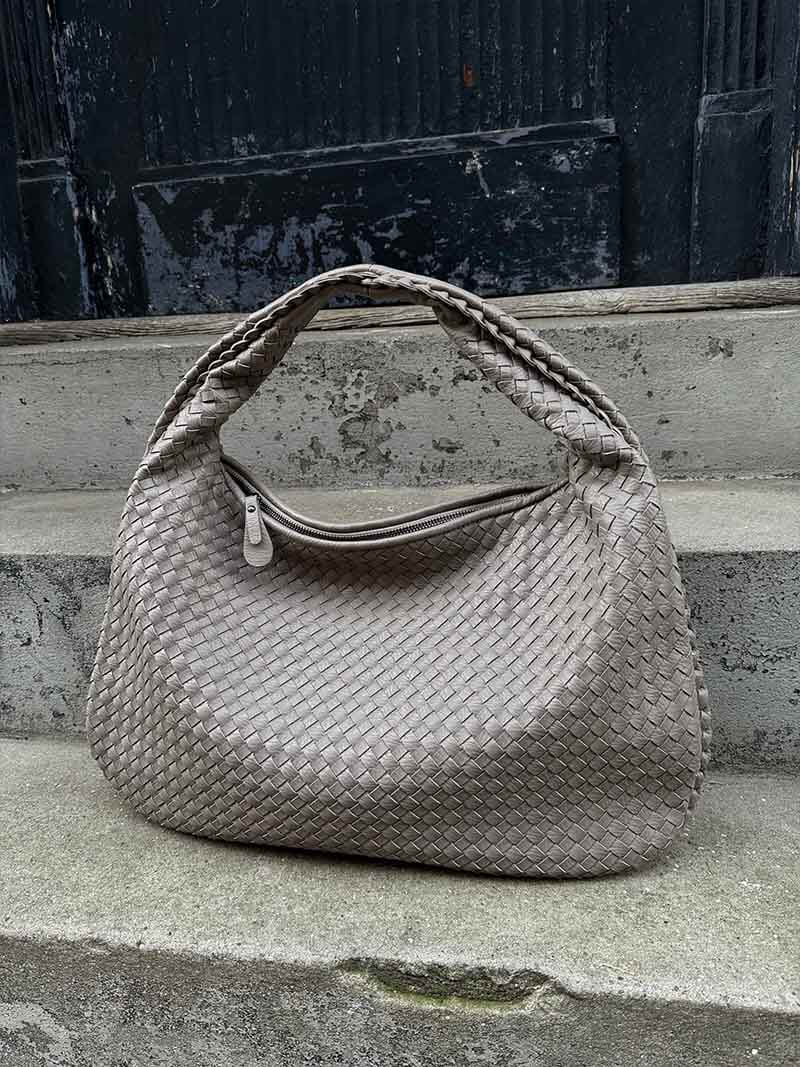 Teresa | Skuldertaske – Elegant Design til Hverdagsbrug Nuvenci.dk