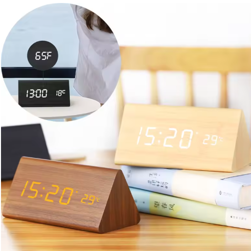 TimberLite | Minimalistisk LED-træur med stil Nuvenci.dk