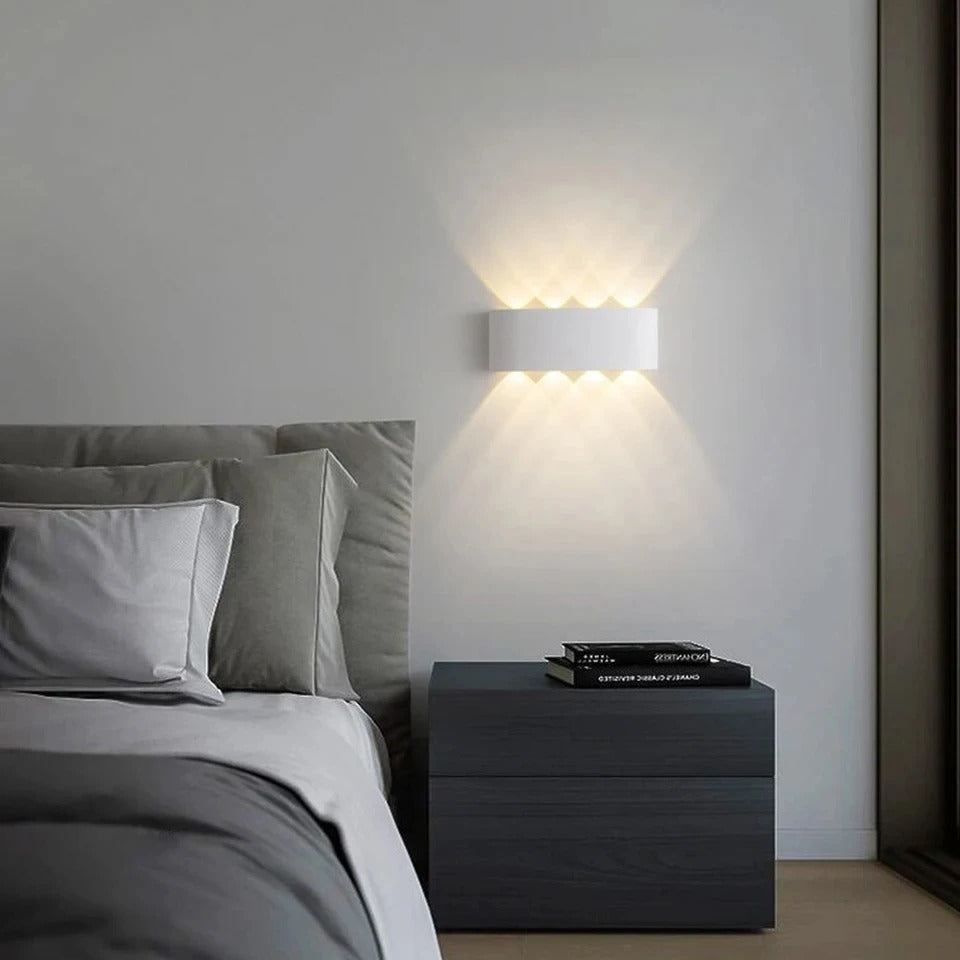 UrbanLight | Minimalistisk og vandtæt udendørs væglampe Hvid Nuvenci.dk