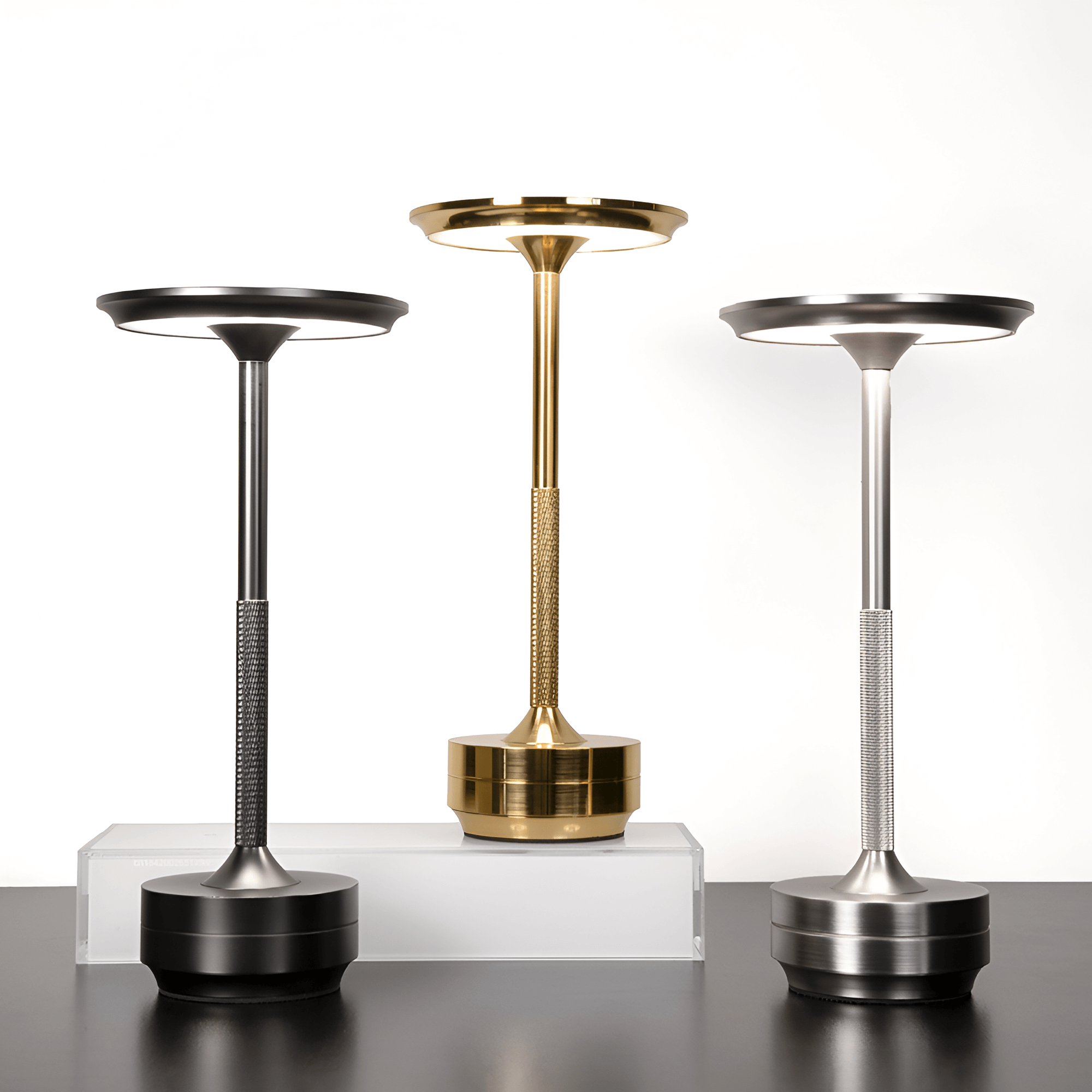 VibeLight | Bordlampe – Justerbar Hyggebelysning Nuvenci.dk