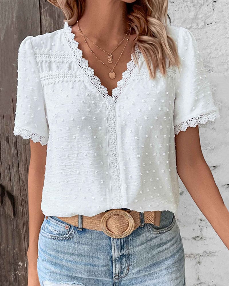 Éclat | Skjortebluse Dame – Tidløs Elegance Med Blonde Detalje 1