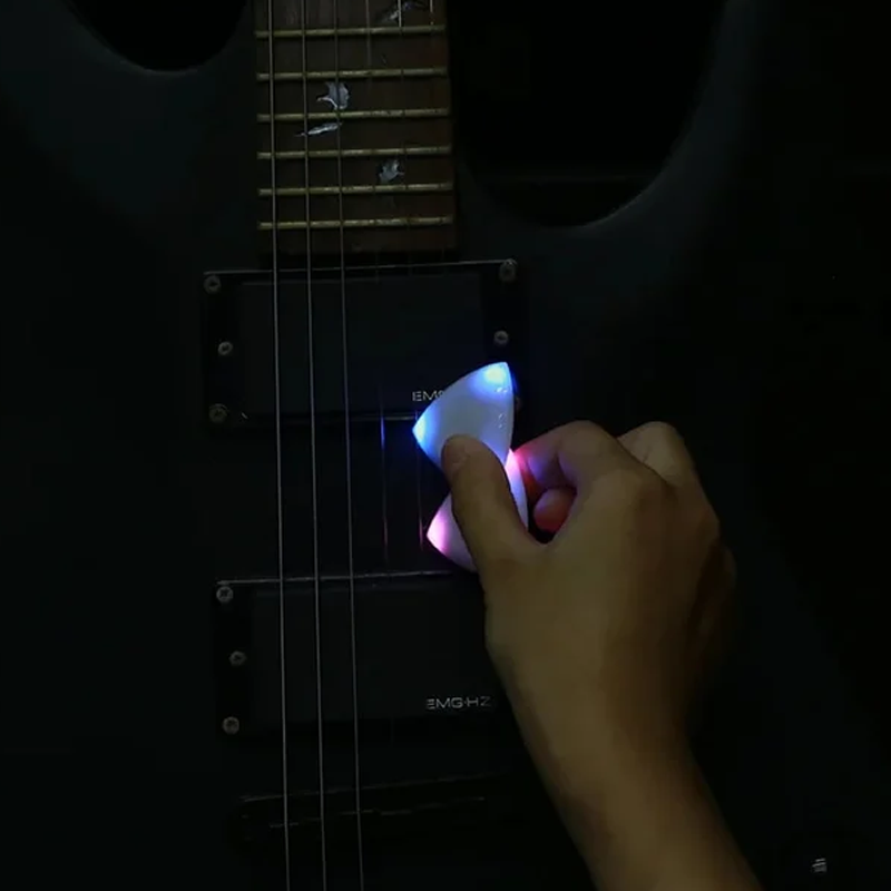 GlowPick | Guitarplekter – Effektfuldt Lys for Bedre Timing