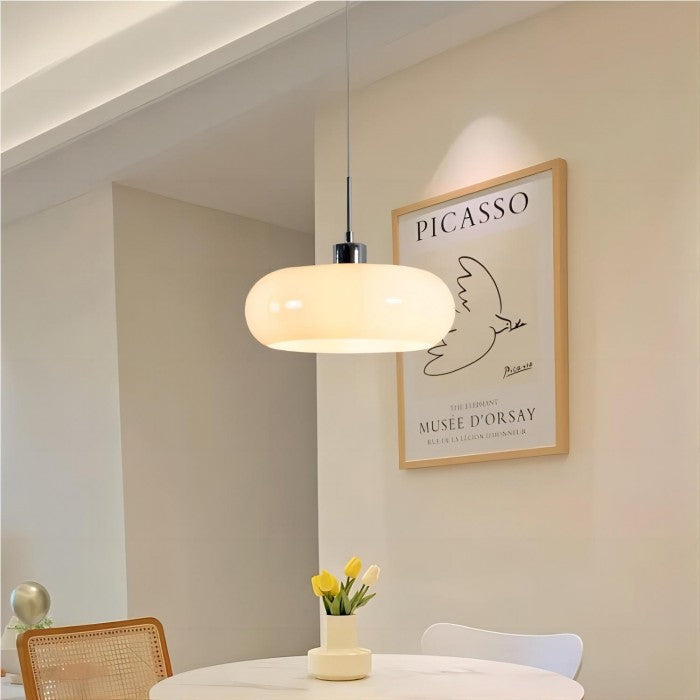 FormaGlow | Vintage Bauhaus Pendellampe med formet glasskærm