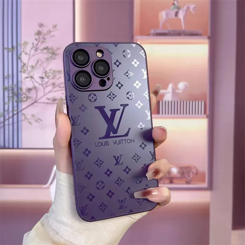 Elegant Beskyttelsesskal til iPhone 13/14/15 - Slank, Holdbar & Letvægtig-1
