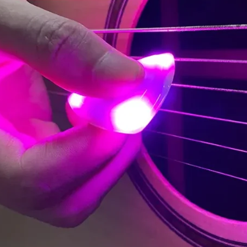 GlowPick | Guitarplekter – Effektfuldt Lys for Bedre Timing
