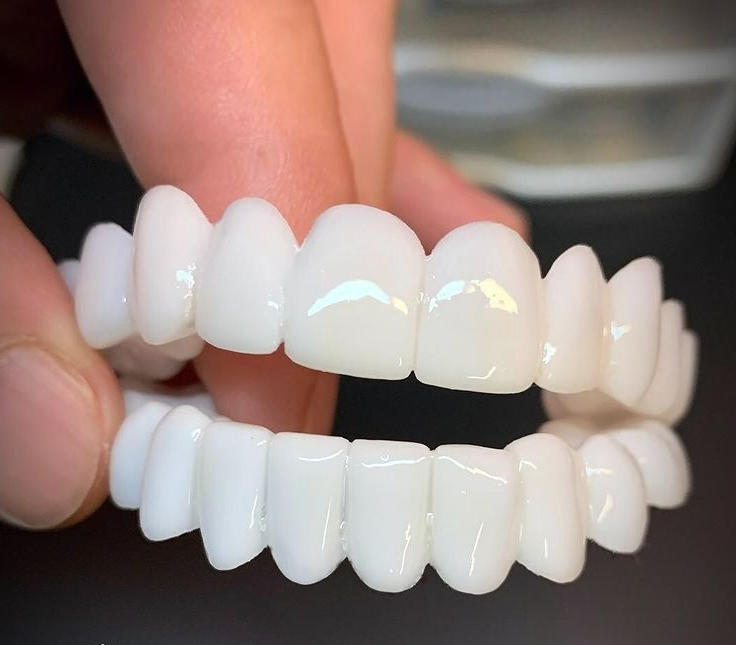PureSmile | Tandprotese – Genskab Dit Smil Øjeblikkeligt