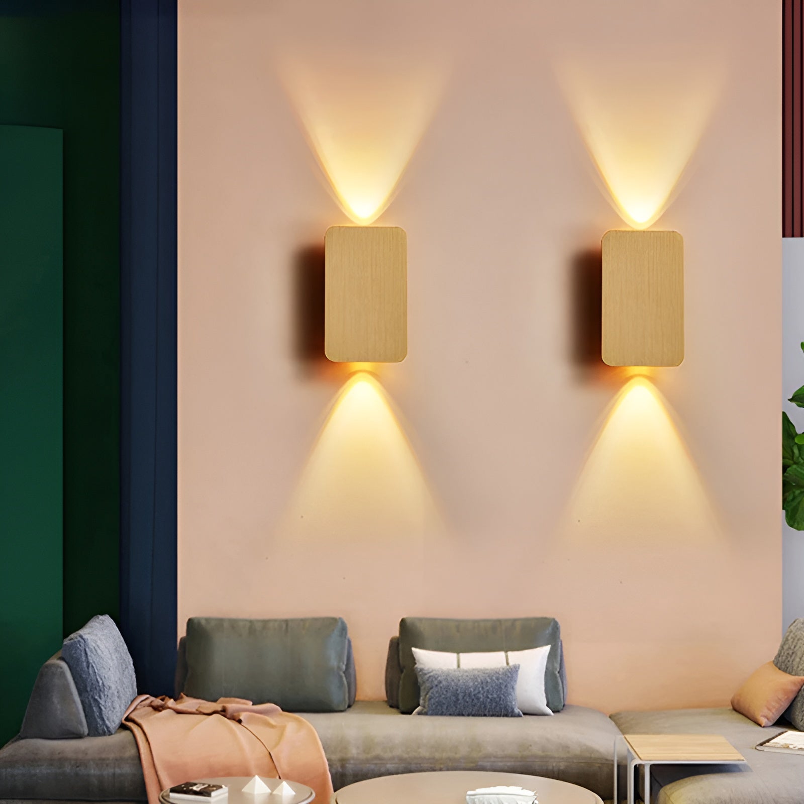 BrightBox | Elegant LED-væglampe med dobbel oplysning og stilrent design