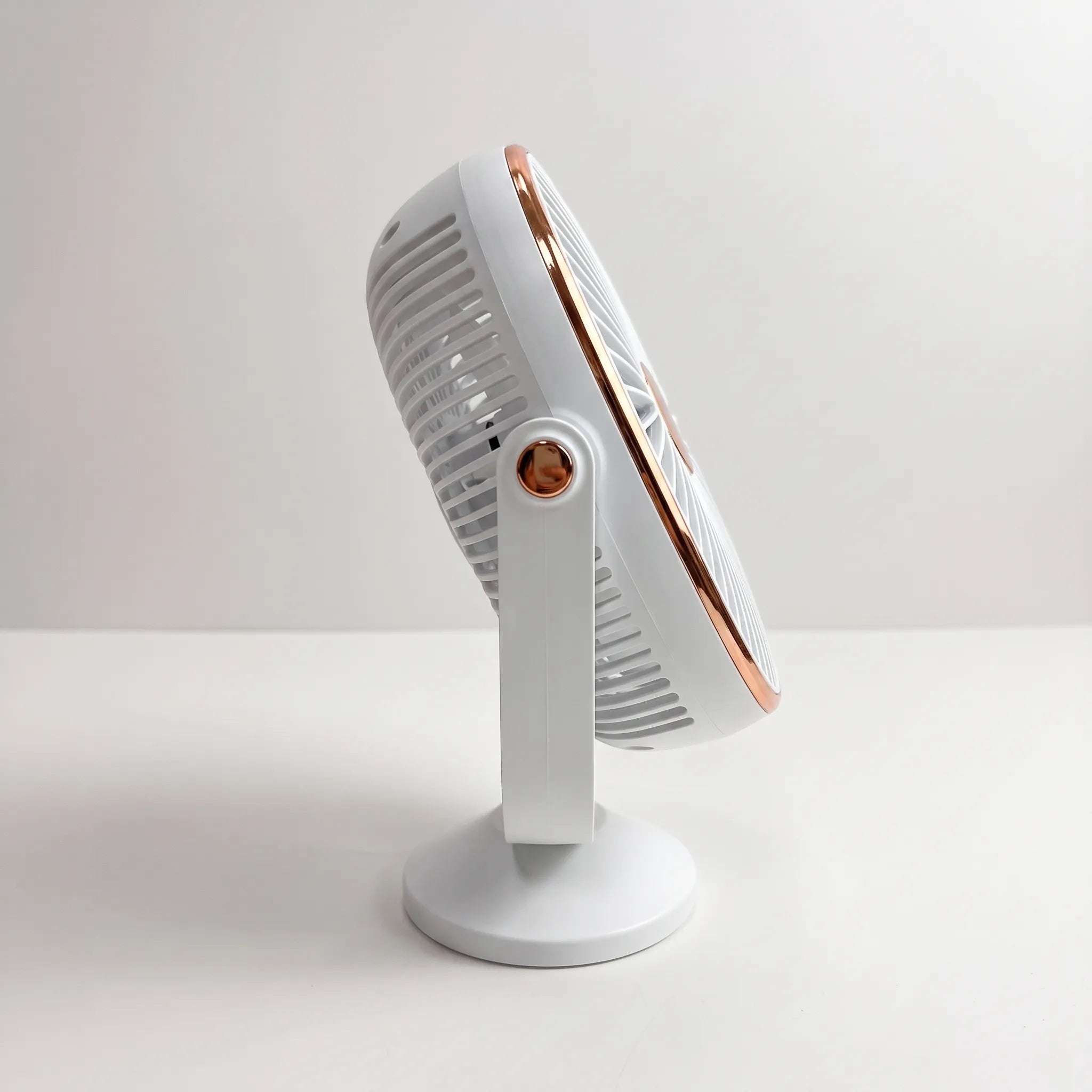 Brizora - Kompakt Tårnventilator Nuvenci.dk