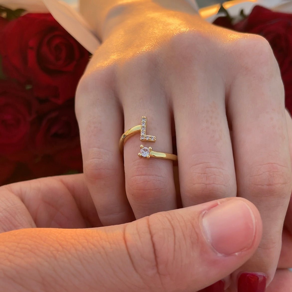 Étoile | Personlig Bogstav Ring – Elegant Design Med Unikt Præg 3