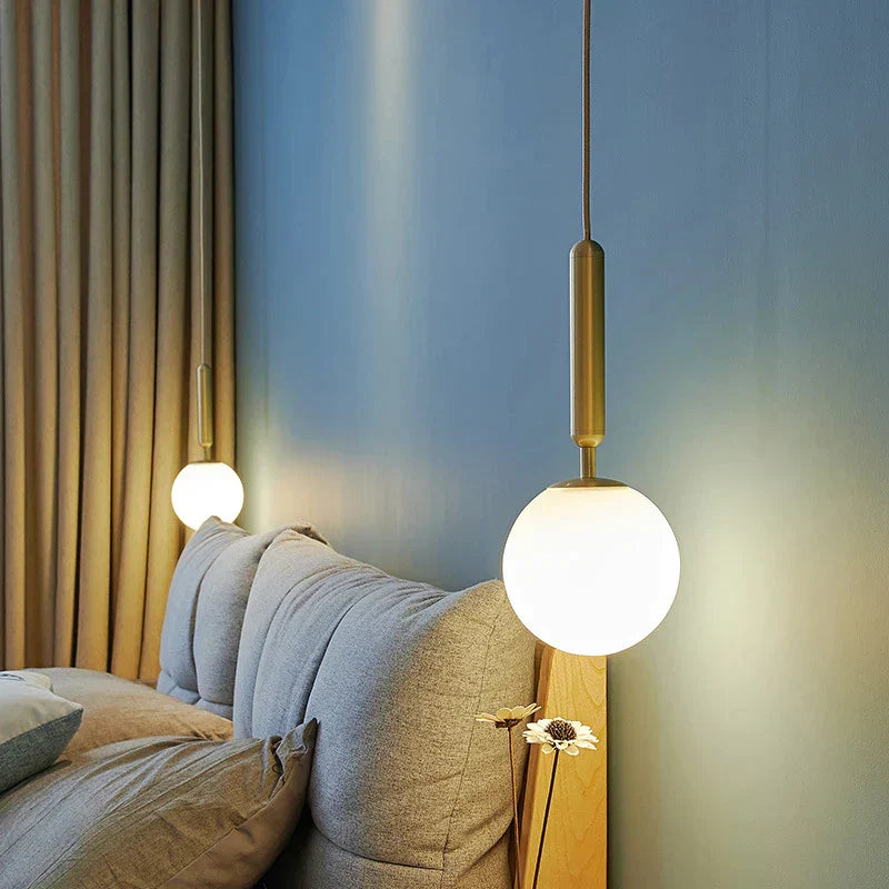 GoldenDome | Loftlampe – Blødt Lys og Hygge