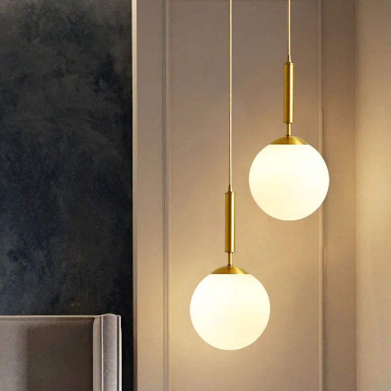 GoldenDome | Loftlampe – Blødt Lys og Hygge