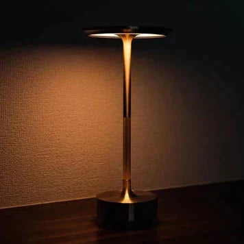 Luxalamp | Genopladelig Bordlampe