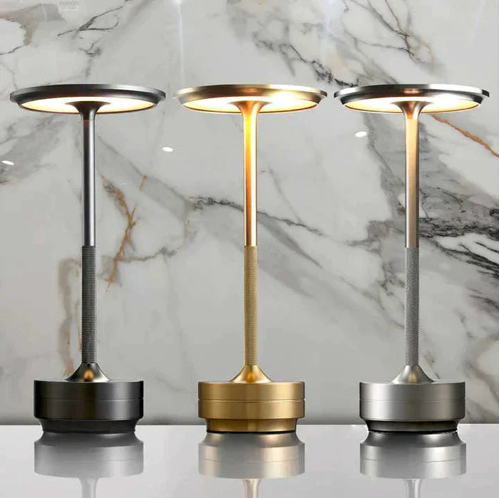 Luxalamp | Genopladelig Bordlampe