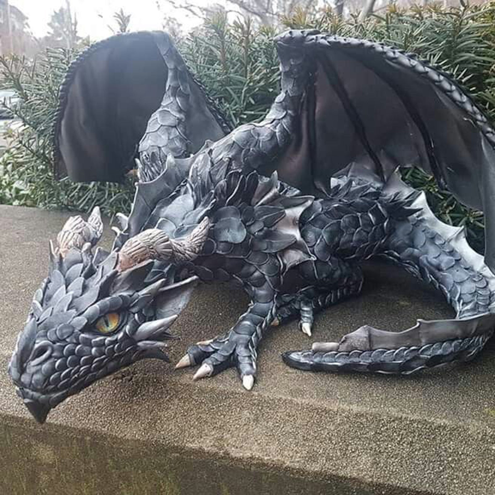 MystiFang | Fantasifuld vogterfigur til terrasse & bed