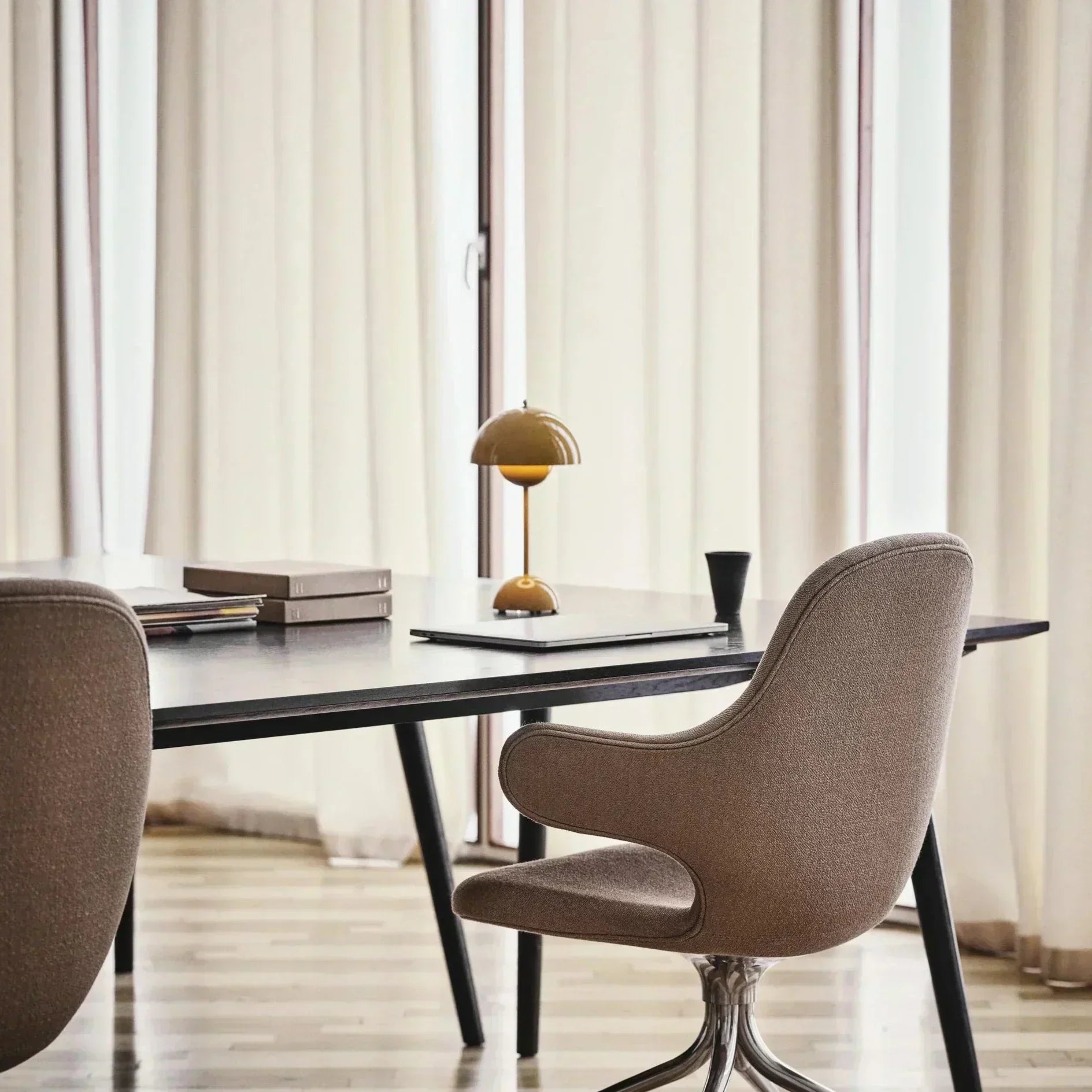 BrightDome | Bordlampe – Justerbar Stemningsbelysning