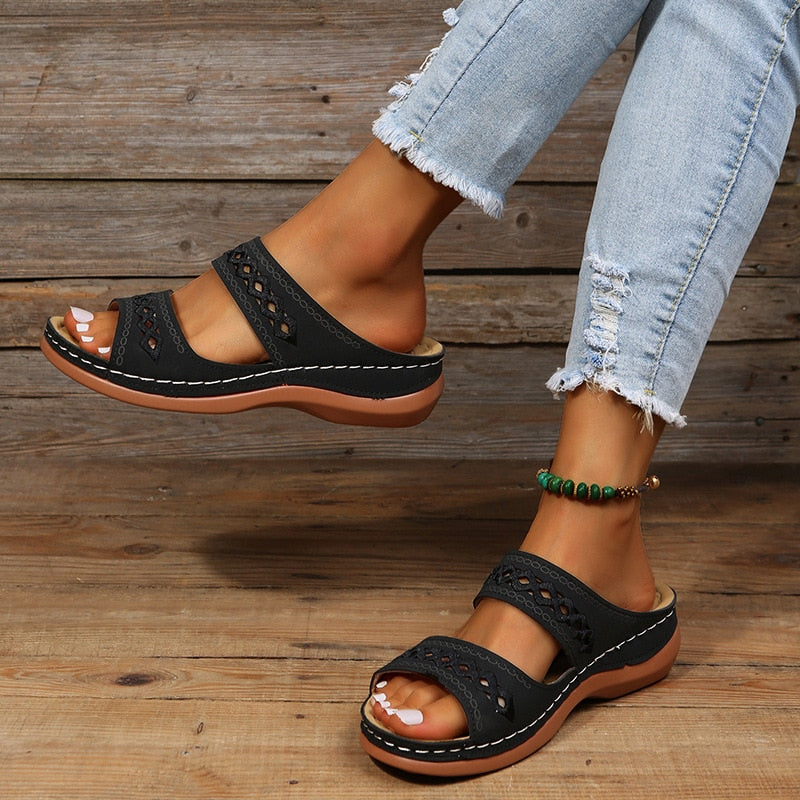 Pamela | Orthopädische Sandalen1