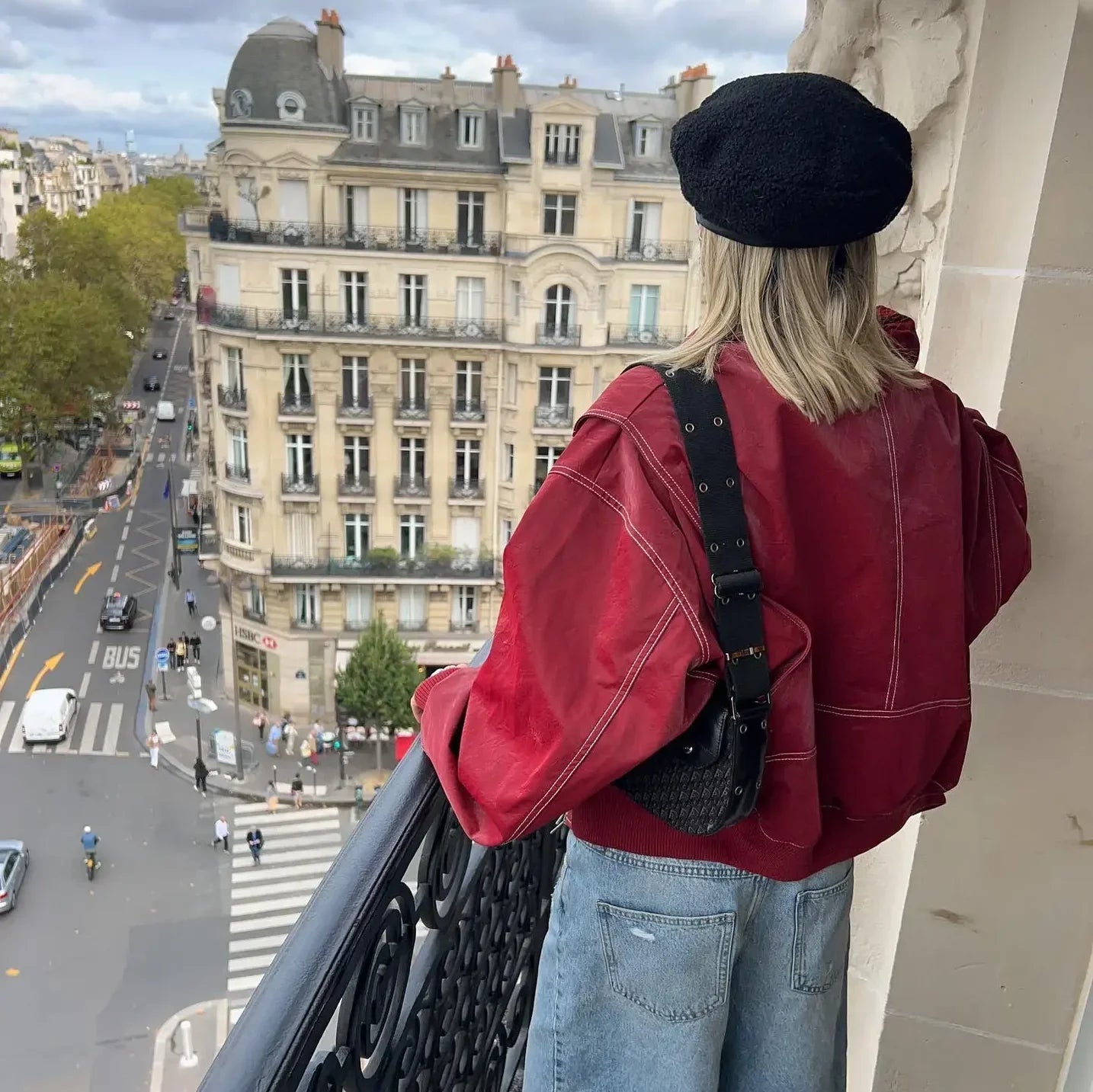 Megan | Oversized Damejakke – Tidløst Minimalistisk Design