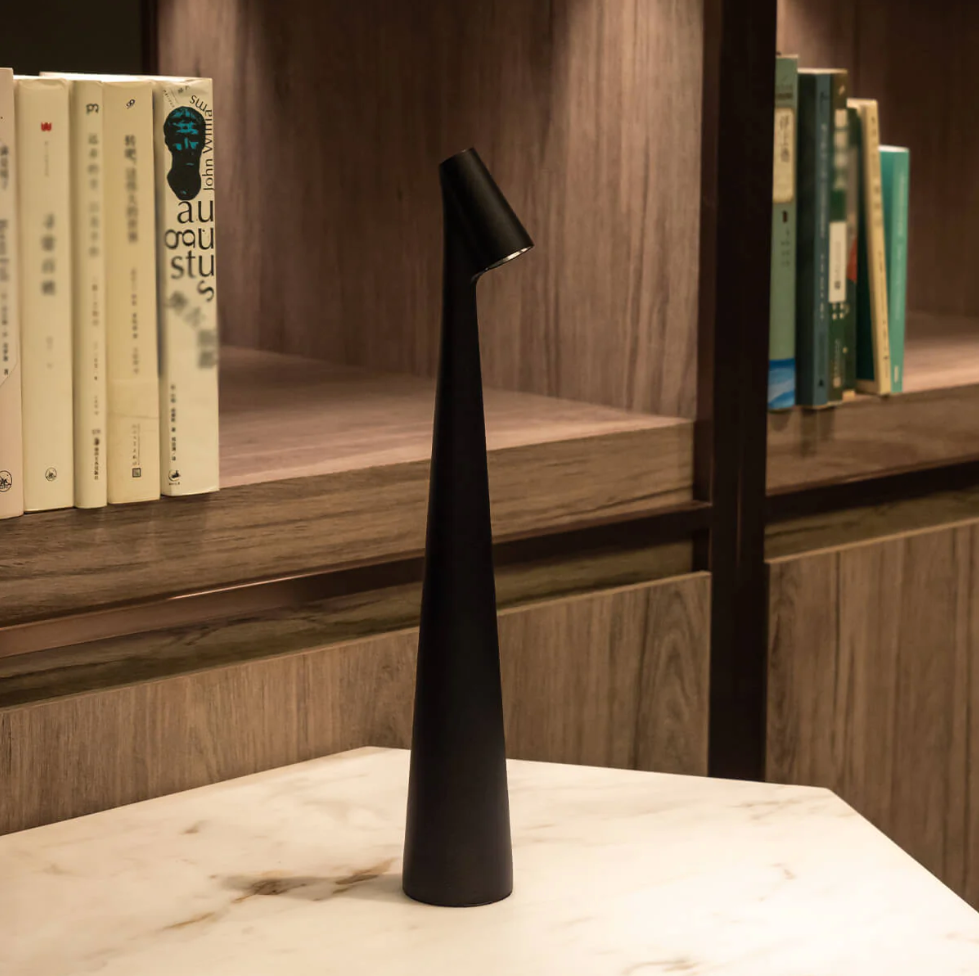 Lyslux | Trådløs LED Bordlampe i Nordisk Designz