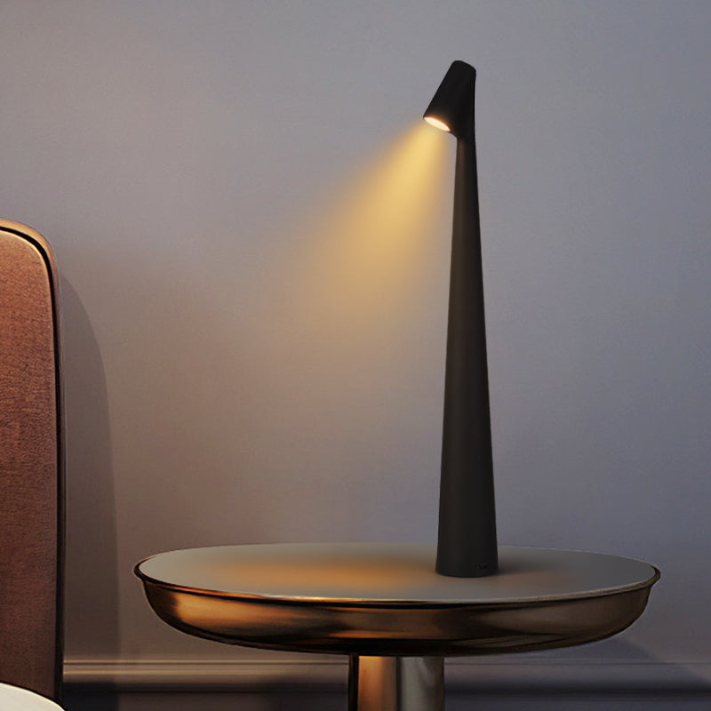 Lyslux | Trådløs LED Bordlampe i Nordisk Designz