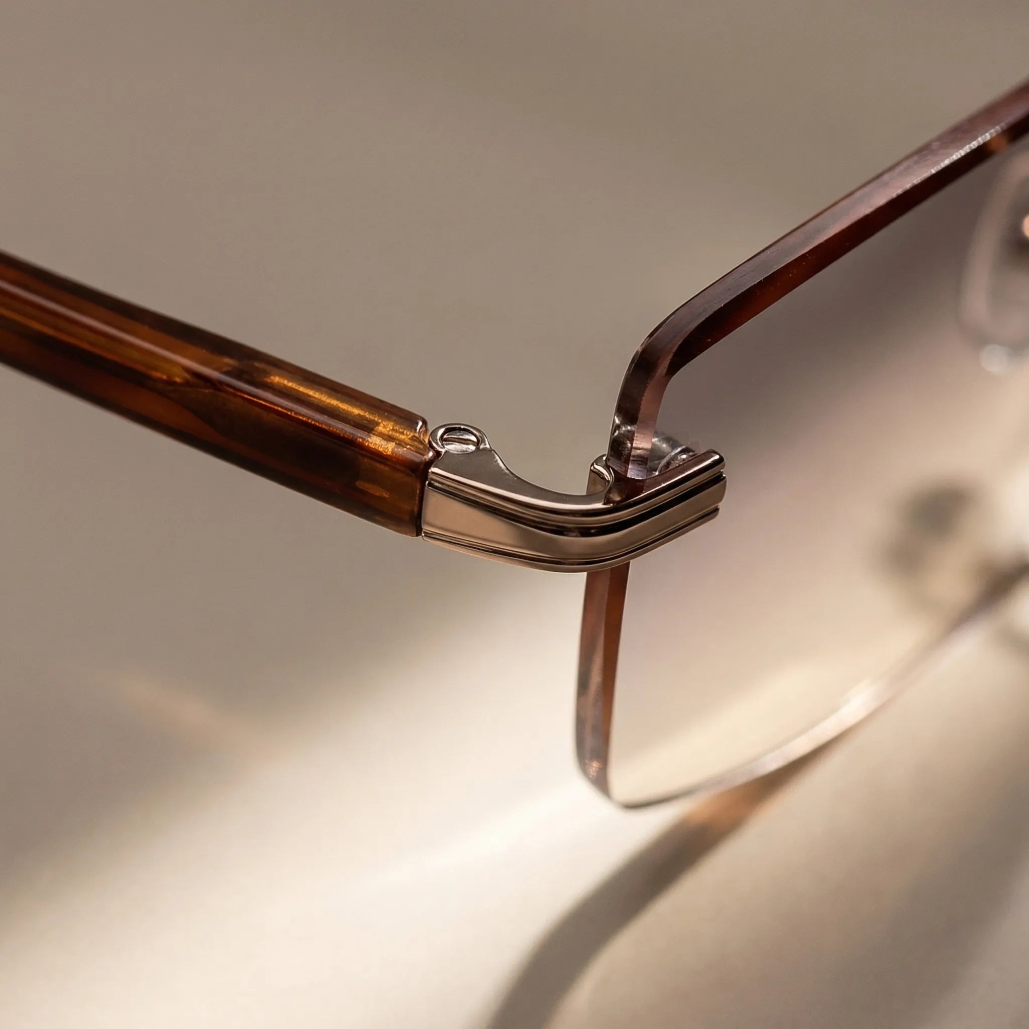 Visynta - Ultralet Kantløs Progressiv Brille Nuvenci.dk