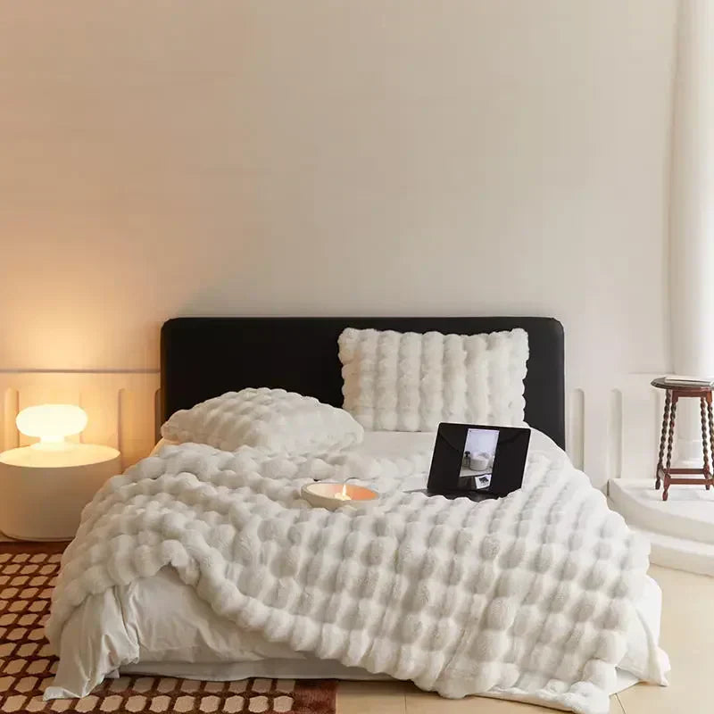 Soleil Étoilé | Plush Wool Blanket – Luxurious Comfort for Every Season 2