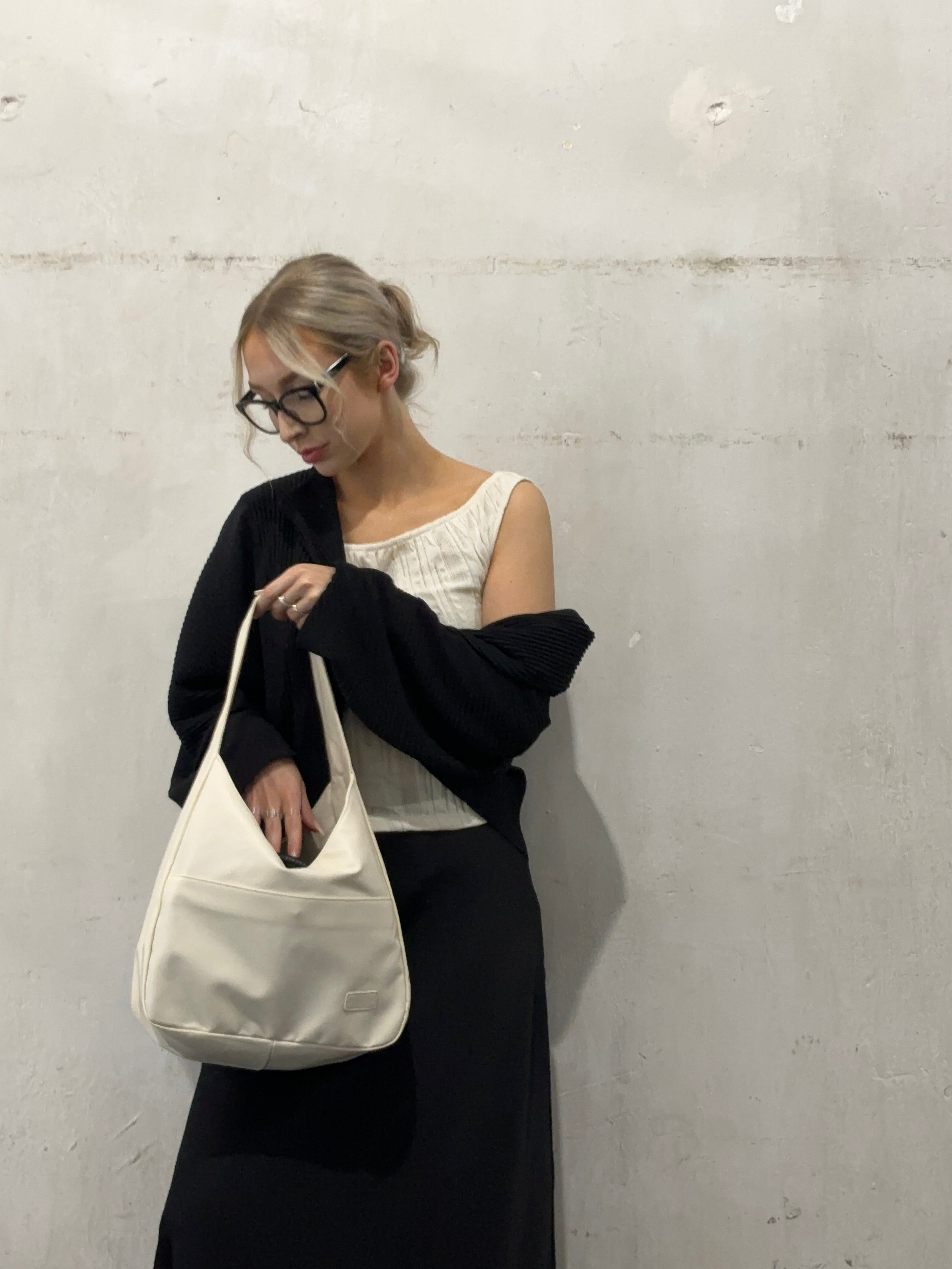 Andrea | Moderne Hverdagstaske – Minimalistisk og Funktionel Nuvenci.dk