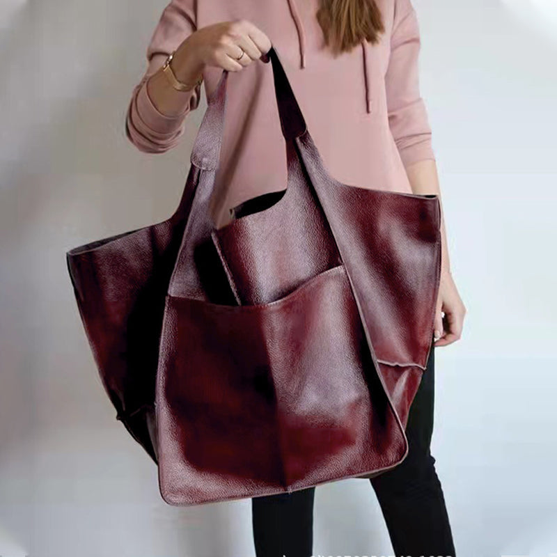 Anna | Rummelig Komfort Med Klassisk Design Rød Nuvenci.dk