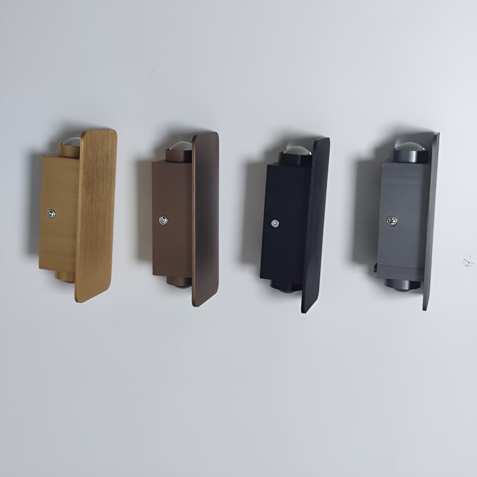 BrightBox | Elegant LED-væglampe med dobbel oplysning og stilrent design Nuvenci.dk
