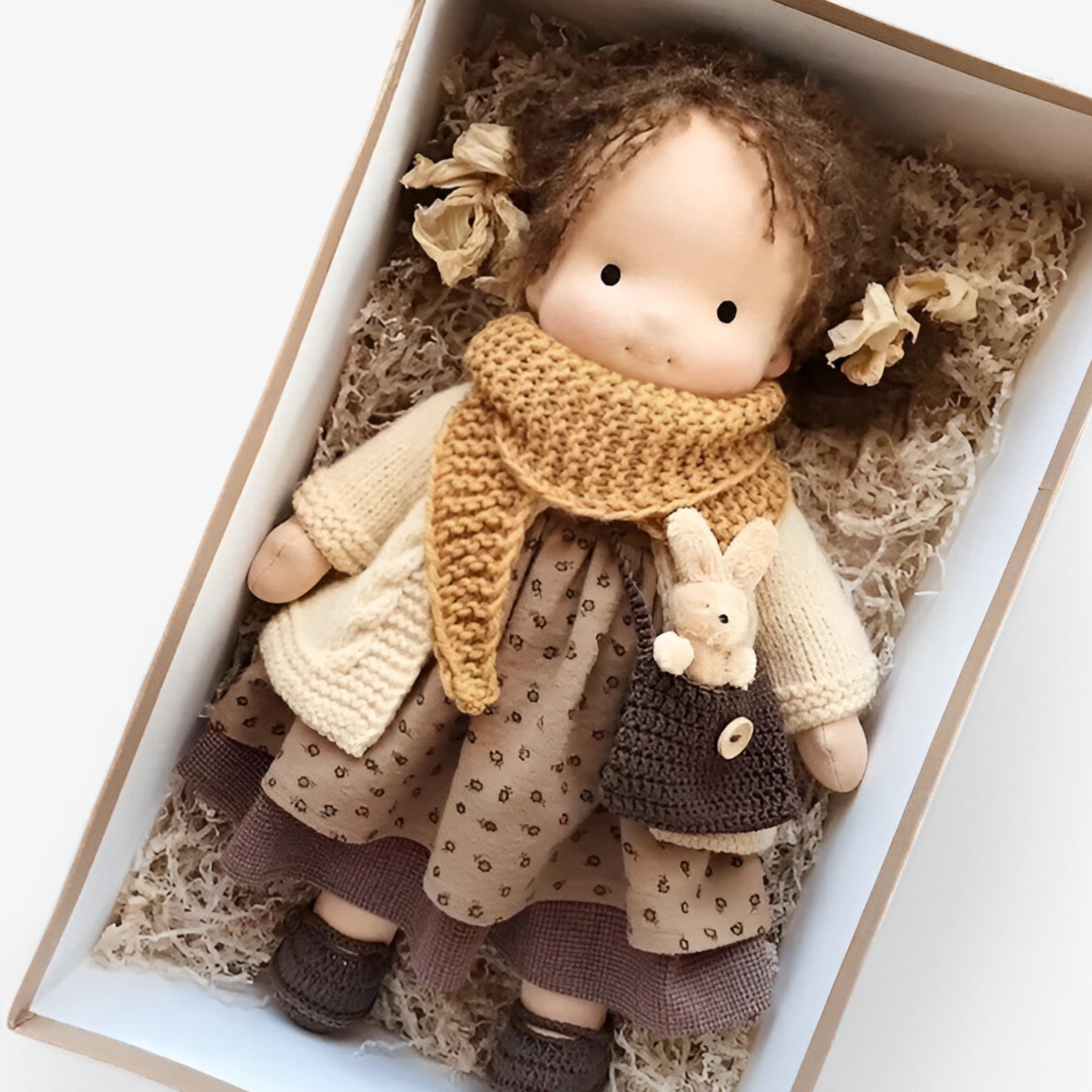 HandyDoll | Håndlavet Pædagogisk Dukke Nuvenci.dk