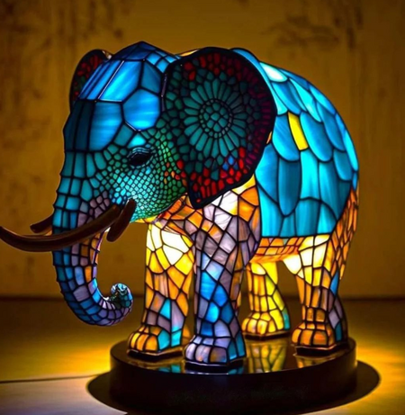 IllumiCraft | Bordlampe – Forvandler rummet med kunstnerisk lys Elefant Nuvenci.dk