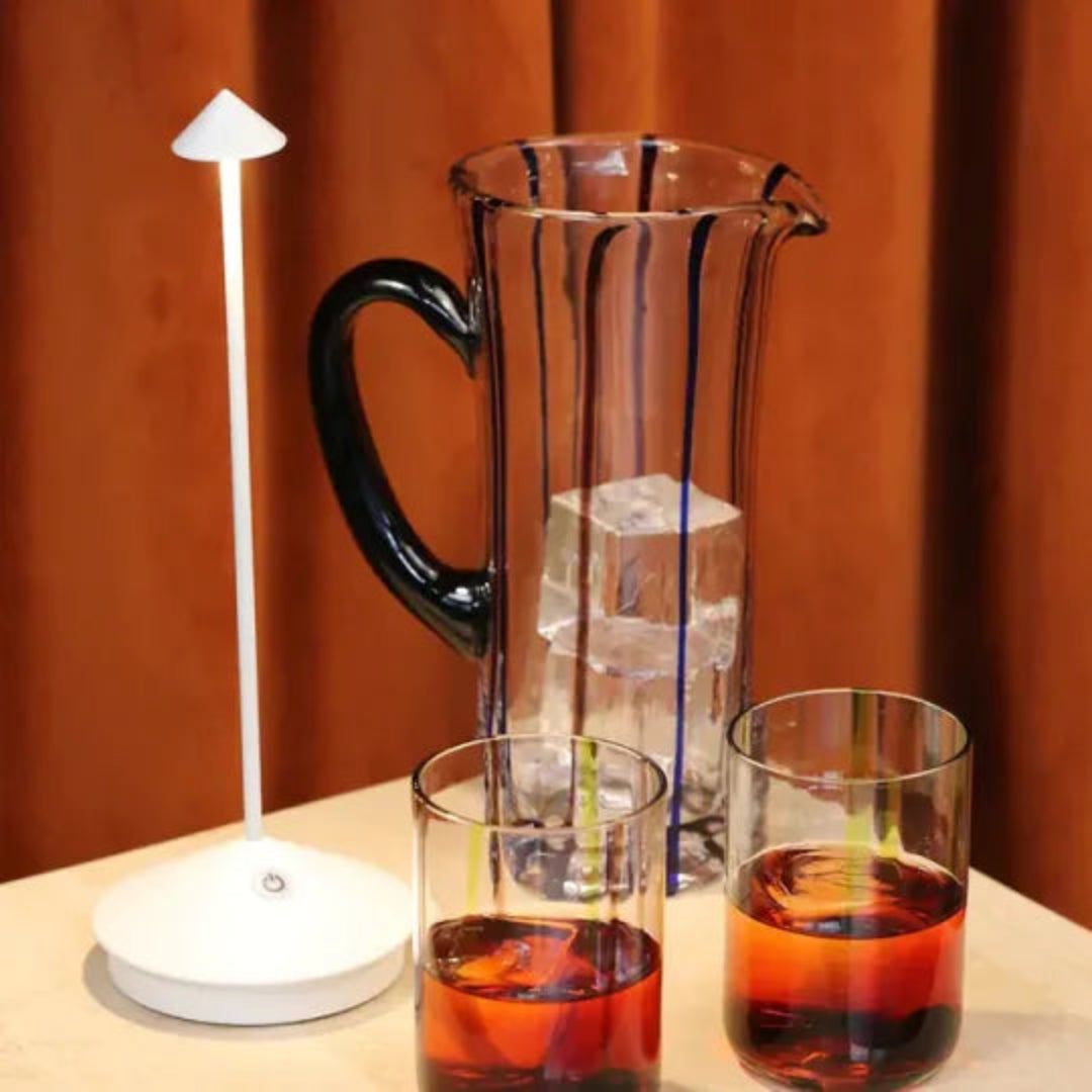 ClarityGlow - Draadløs Bordlampe Uden Ledning med Dæmpbart Lys og Vandtæt Design-4